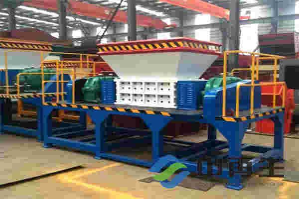 垃圾撕碎機(jī):解決人們生活垃圾的處理利用