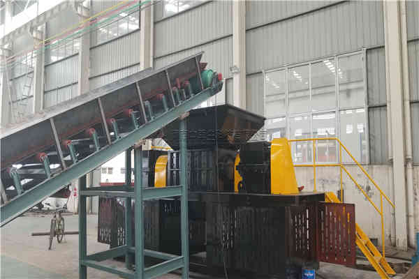 廢舊輪胎處理功臣:輪胎撕碎機(jī)