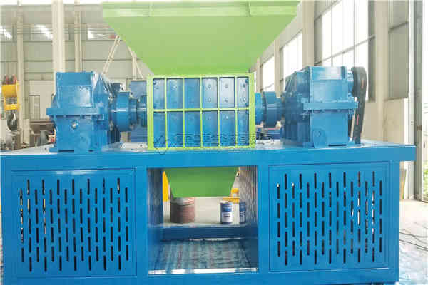 想撕碎機的使用壽命更長,要注重一些細節(jié)問題