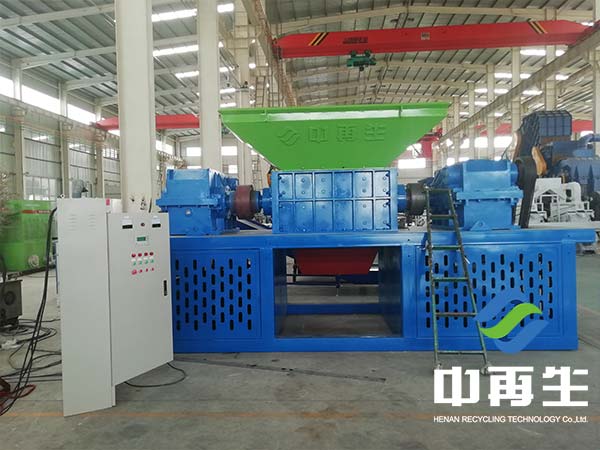 金屬粉碎工業的發展中，撕碎機起到很大推動作用